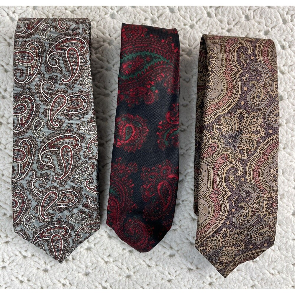 Lot Of 3 Vintage Men’s Silk Paisley Ties Hunters Bay 2.5-3” x 57-58” EUC